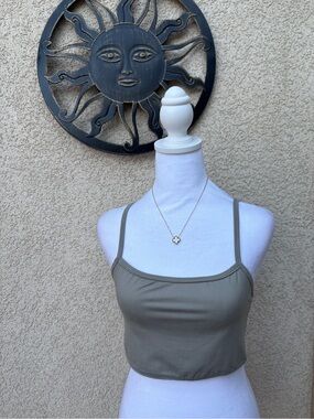 Jova Khaki Green Square Neck Crop Tank Top Minimal Basic Summer
